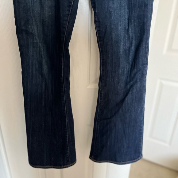 Lucky Brand Blue Jeans - Picture 11 of 16